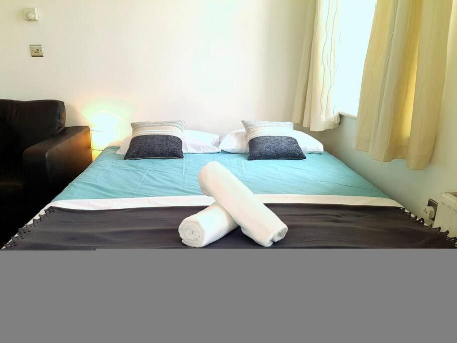Excellent Studio Flat In Лондон Екстериор снимка